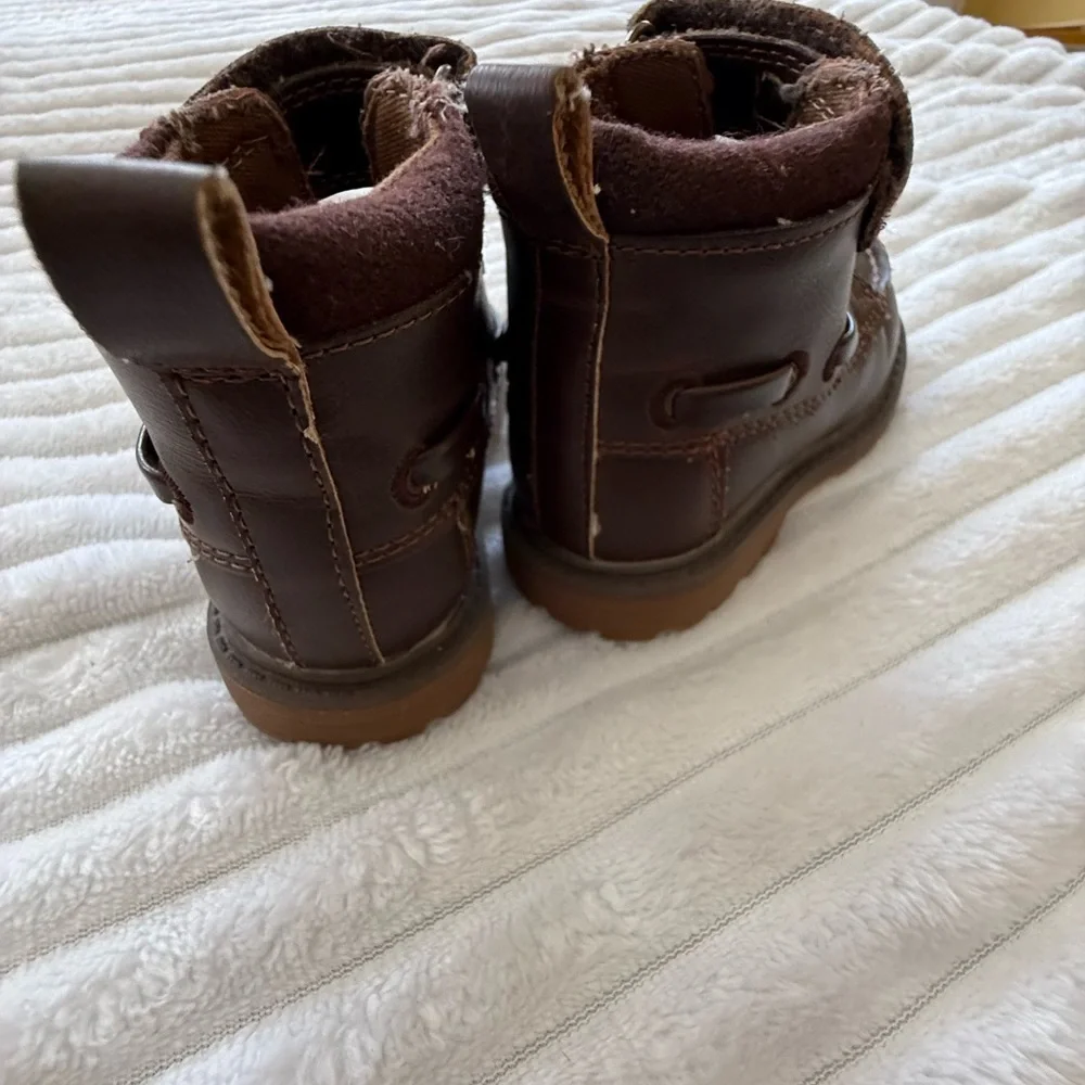 OshKosh B'gosh Brown Boots with Red Accents